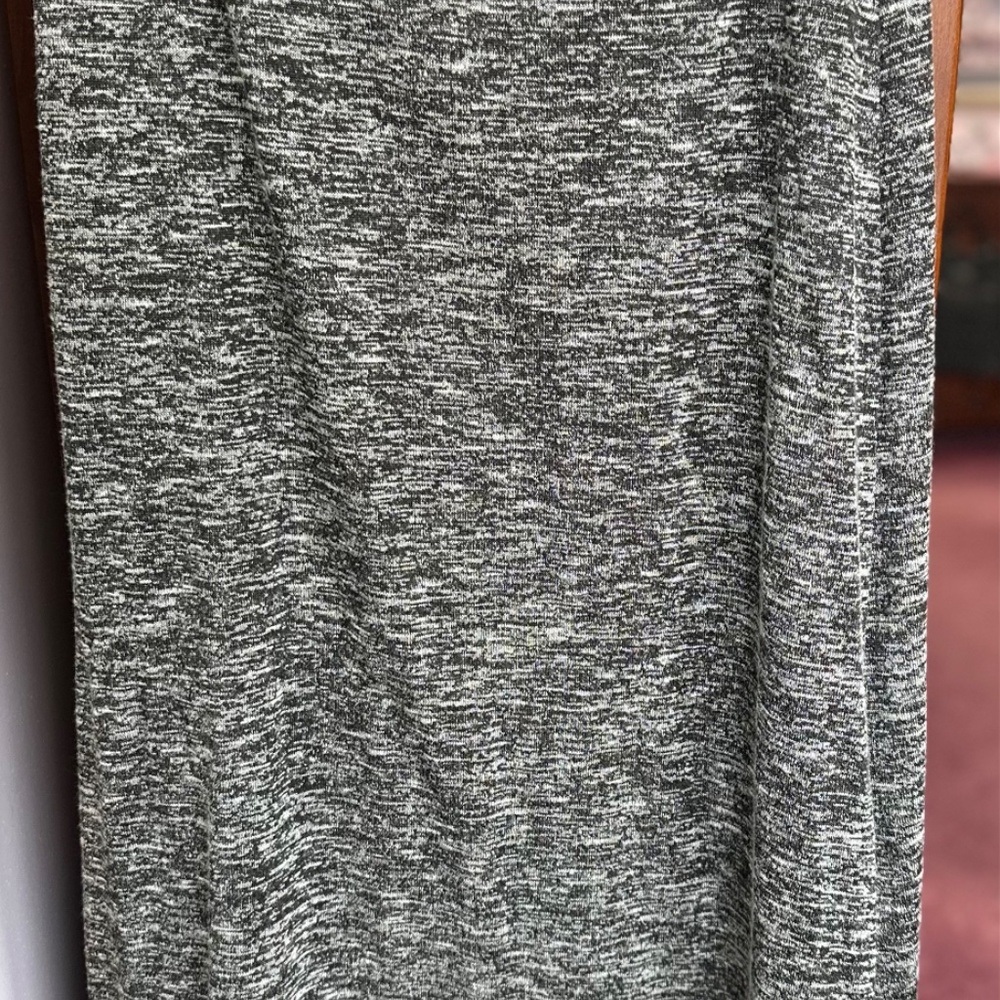 Long Skirt - Picture 3 of 6